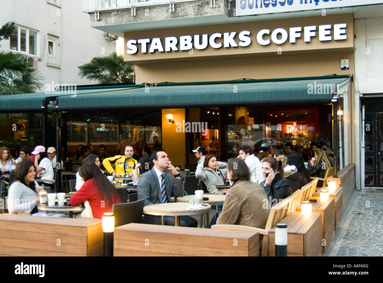 Bağdat Caddesi cafe lifestyle