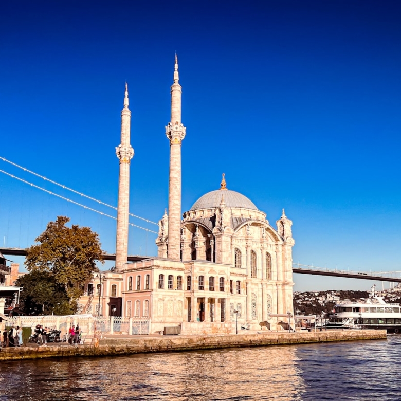 Istanbul vs Antalya 2026: Where Foreign Investors Are Actually Putting Their Money