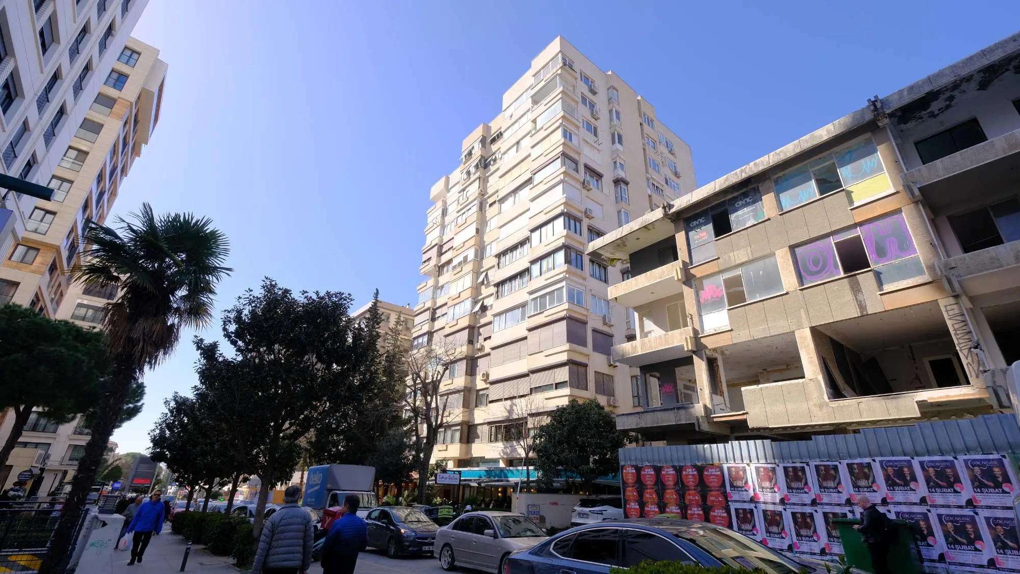Older Bağdat Caddesi apartment