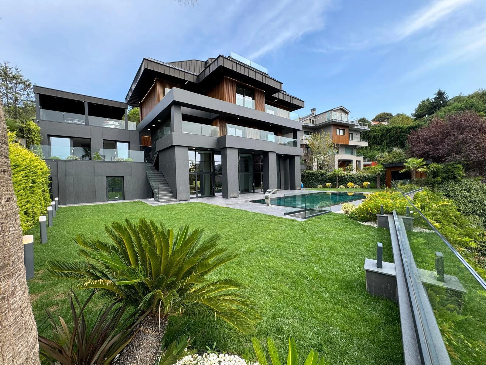 Acarkent entry villa